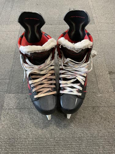 Used CCM JETSPEED VIBE Senior Hockey Skate Black And Red Senior 9 11614-S000222195