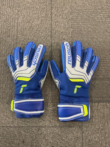 Used Reusch ATTRAKT Soccer Goalie Gloves Royal Blue And White 5 11614-S000222125