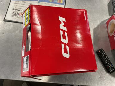 Used CCM AS-570 Senior Hockey Skate Senior 9 11614-S000221429