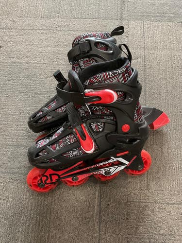 Used RollerDerby ADJUSTABLE INLINE SKATES Junior Rec Fitness Skates Red Adjustable 11614-S000219421