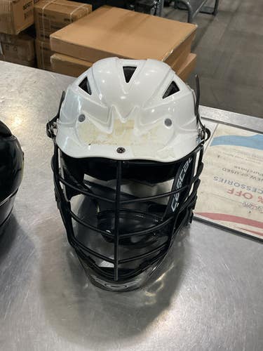 Used Cascade CPV-R Lacrosse Helmet White SM 11614-S000215370