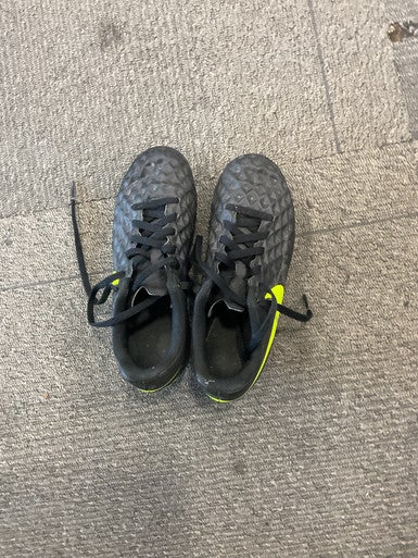 Used Nike Soccer Cleats Black Junior 01 11614-S000217869