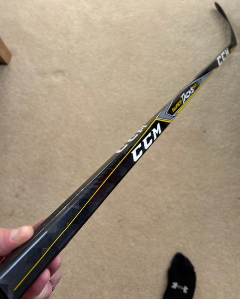 Senior CCM Super Tacks 2.0 Right Handed Hockey Stick P90 85 Flex (Used)