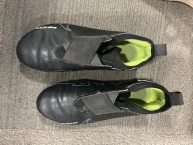 Used Nike Soccer Cleats Black Senior 5.5 11614-S000222475