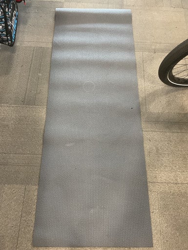 Used Yoga Mat Black 11614-S000222441