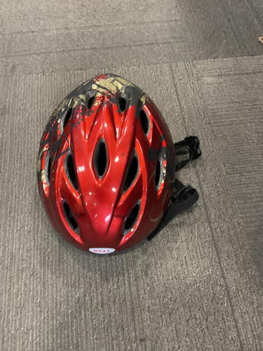 Used Bell RED BIKE HELMET Bike Helmet Red SM 11614-S000222405