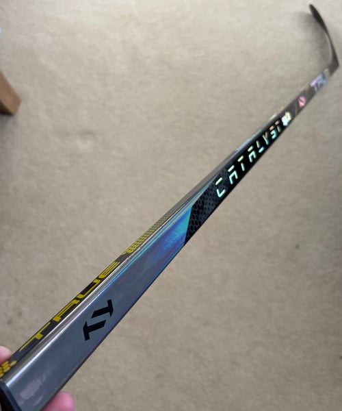 Senior True catalyst 9x3 Right Handed Hockey Stick P29 100 Flex (Used)