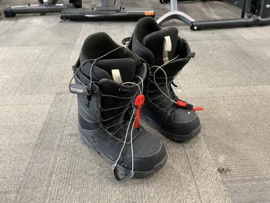 Used Burton MOTO Mens Snowboard Boots Black Senior 7.5 11614-S000205803