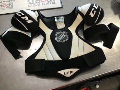 Used CCM LTP SHOULDER PADS Youth Shoulder Pads SM 11614-S000205136