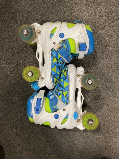 Used Xino Sports . Junior Roller Quad Skates White Adjustable 11614-S000220592