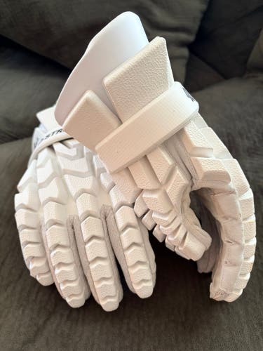 StringKing Lacrosse Gloves Large (New)