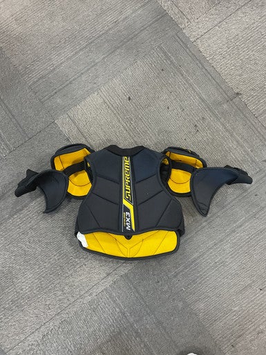 Used Bauer SUPREME Junior Shoulder Pads LG 11614-S000220928