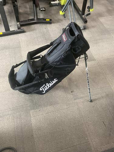 Used Titleist TITLEIST 3 WAY STAND BAG Mens Stand Bag Black 11614-S000224281