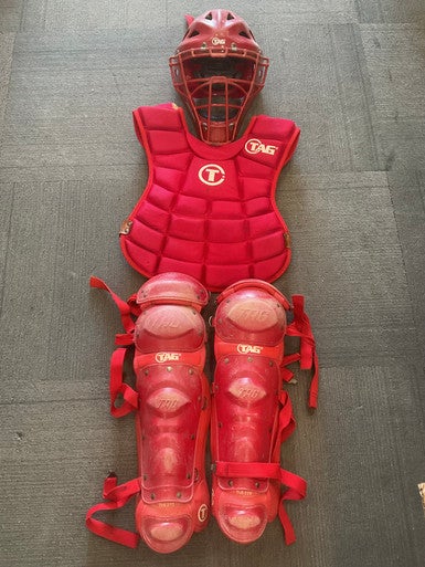 Used TAG CATCHER SET Catchers Chest Protector Red Adult 11614-S000224212