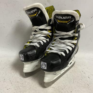 Used Bauer SUPREME M4 Junior Hockey Skate White/Black/Yellow Junior 02.5 11855-S000194037