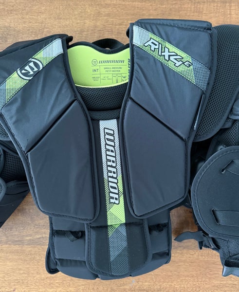 Small / Medium Warrior RITUAL X4 E Goalie Chest Protector (New)