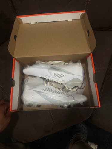 Men's Size M 11.5 (W 12.5) Nike Vapor edge Pro 360 2 Mid Top Molded Cleats (New)