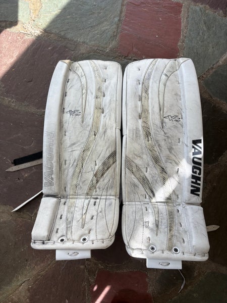 Used 26" Vaughn Ventus LT60 Goalie Leg Pads