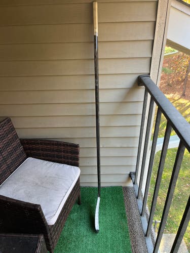 Senior Bauer Right Handed Hockey Stick P92 87 Flex (Used)