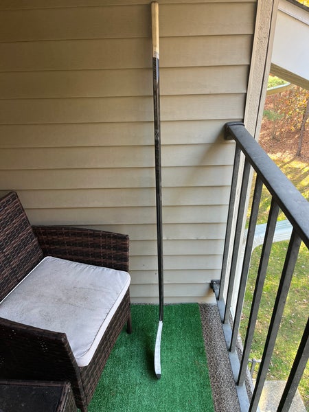 Senior Bauer Right Handed Hockey Stick P92 87 Flex (Used)
