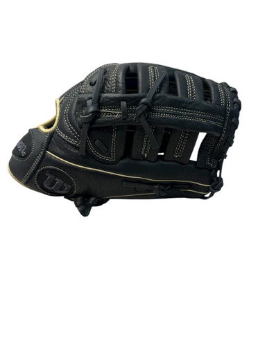Used Wilson A07RB22125 BB/SB Glove RH Throw Black 12 1/2" 11835-S000200658