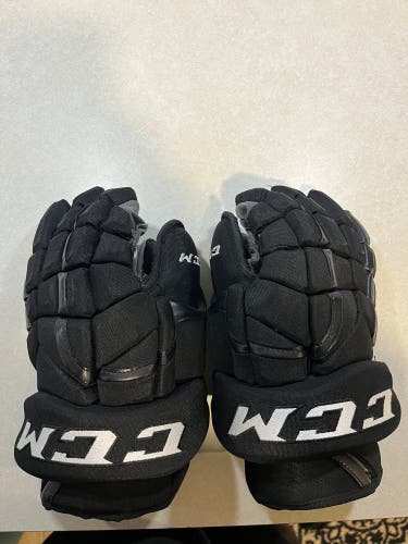 CCM HG12 Gloves 13" (Used)