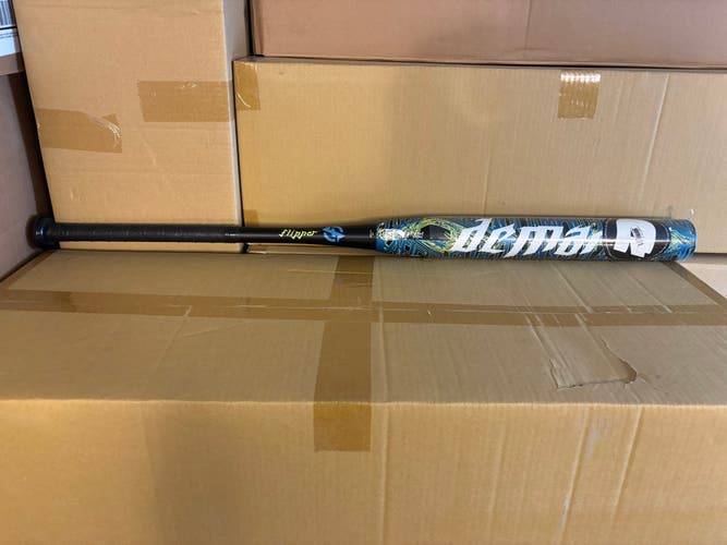 New 2015 DeMarini Flipper USSSA 220 Slowpitch Softball Bat - 27oz.