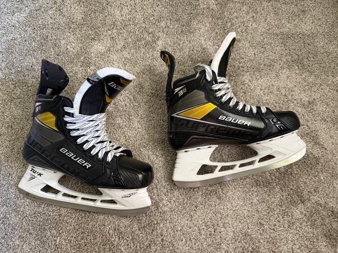 Bauer Supreme 3S Pro Hockey Skates Wide Width 8 (Used)