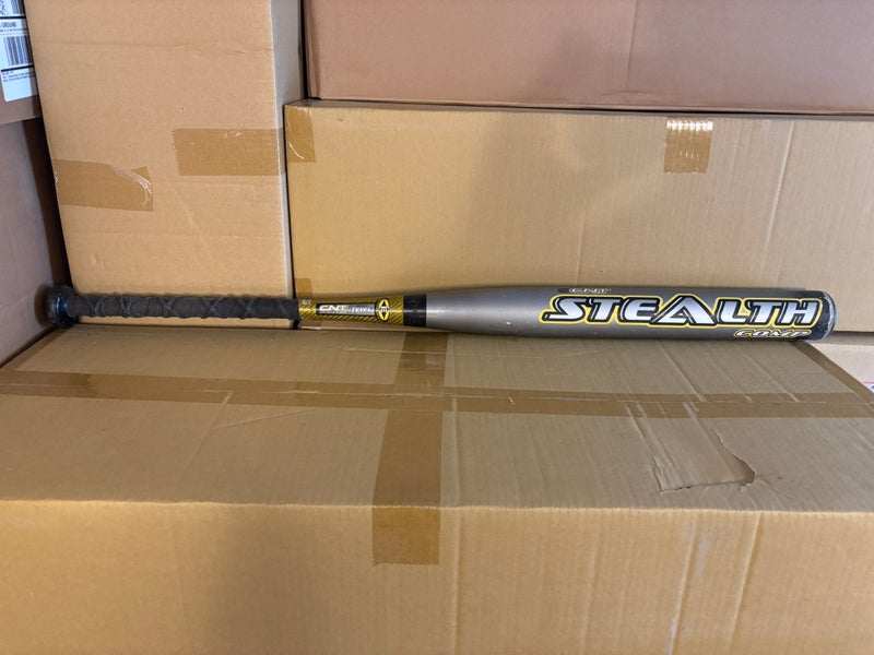 Used Easton Stealth SCN4b Fastpitch Softball Bat - 34 Inch/24oz.