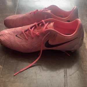 Pink Unisex Size M 11.0 (W 12.0) Nike Phantom GX Cleats (Used)