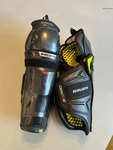 Junior Bauer Vapor 3X Pro 11" Shin Pads (New)