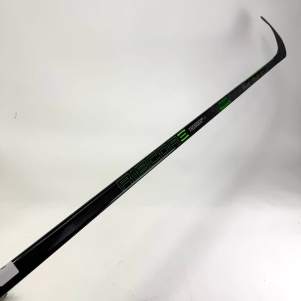 New Right CCM Ribcor Trigger 5 Pro | 50 Flex P88 Curve Grip | F78