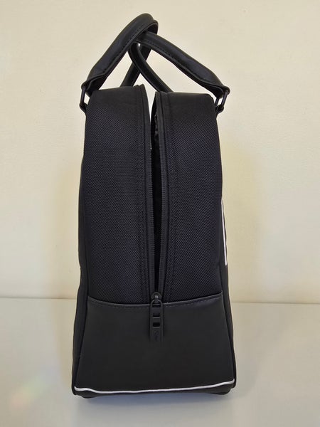 Titleist Bag Shag Bag + Towel and Balls (Including over a dozen brand new premium balls)