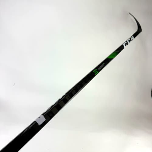 New Right CCM Ribcor Trigger 4 Pro | 75 Flex P88 Curve Grip | F86