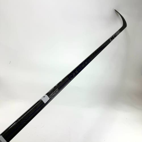 New Right CCM Ribcor Team | 75 Flex P88 Curve Grip | F87