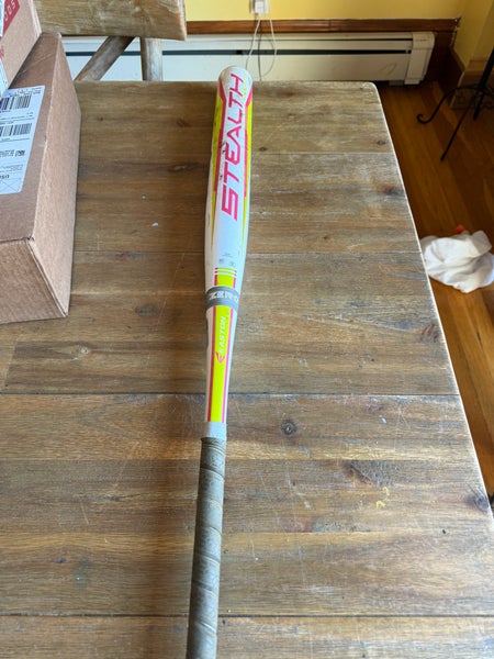 2018 Easton Stealth Hyperlite Composite Bat (-12) 21 oz 33" (Used)