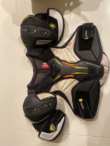 Large Senior CCM Supertacks Shoulder Pads (Used)