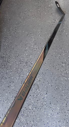 Intermediate Bauer Nexus Tracer Right Handed Hockey Stick P92 65 Flex Pro Stock (New)