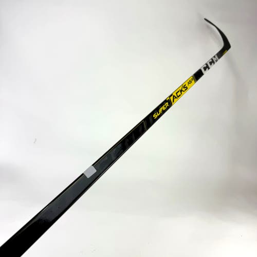 New Right CCM Super Tacks AS2 | 95 Flex P29 Curve Grip | F91