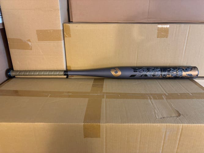 New 2013 DeMarini Dark Singlewall Alloy Softball Bat - 28oz.