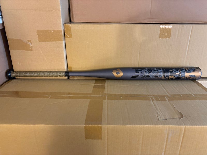 New 2013 DeMarini Dark Singlewall Alloy Softball Bat - 28oz.