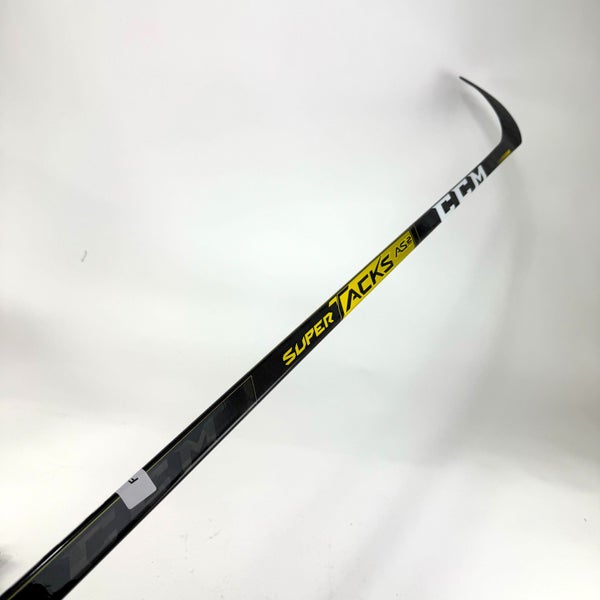 New Right CCM Super Tacks AS2 Pro | 55 Flex P88 Curve Grip | F103