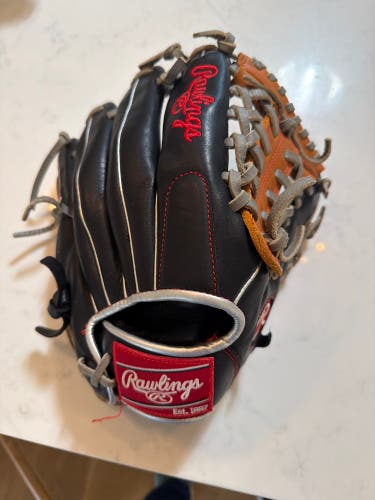 Rawlings R9 RH Infield Baseball Glove 11.5" (Used)