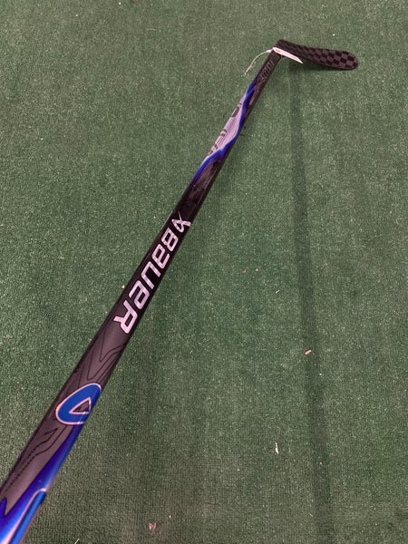 Senior Bauer Vapor FlyLite Hockey Stick Right Handed P92 (New)