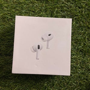 Apple Airpods Pro (2nd Generation) Headphones (Used)