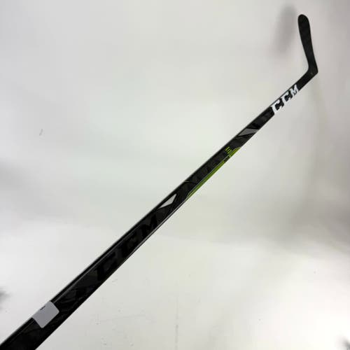 New Left CCM Ribcor Trigger 3 Pro | 75 Flex P29 Curve Grip | F46