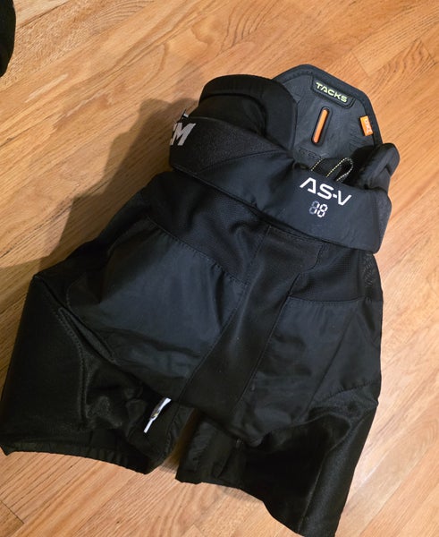 Junior Large CCM Tacks AS-V Hockey Pants (Used)