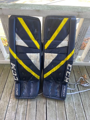 34" CCM Eflex 5 Regular Goalie Full Set Pro Stock (Used)