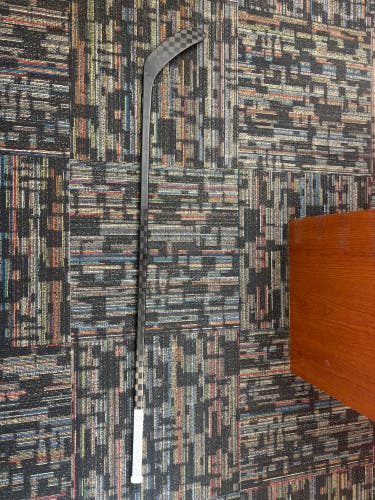 Senior PRO Left Hand Hockey Stick Toe Pattern 77 Flex (Used)