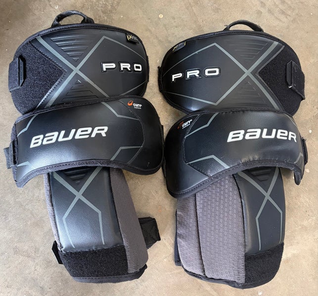 Bauer Knee Guards